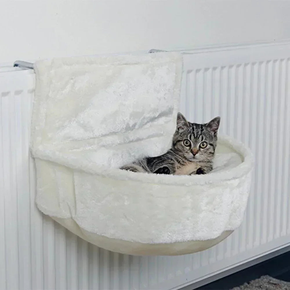 Hamac de radiateur en peluche pour chat | Ma Maison Chat